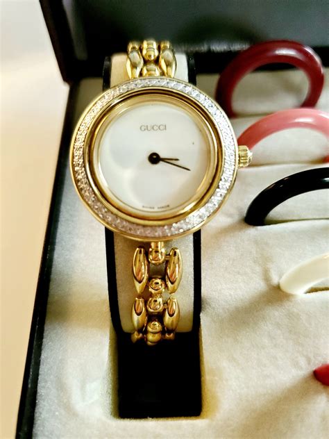 gucci vintage bezel watch